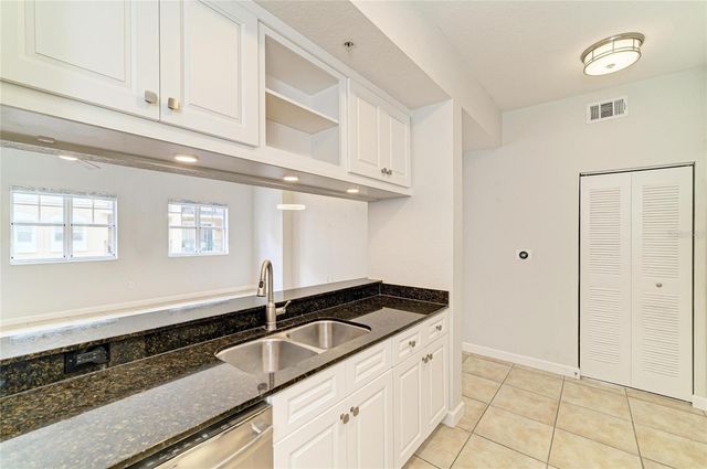 1064 N TAMIAMI TRAIL 1304, Sarasota, FL 34236