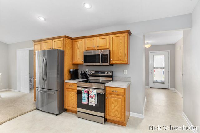 11877 Willow Wood N, Holland, MI 49424