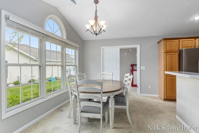 11877 Willow Wood N, Holland, MI 49424
