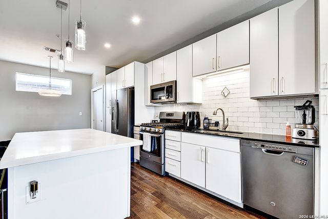 914 E JOSEPHINE ST, San Antonio, TX 78208