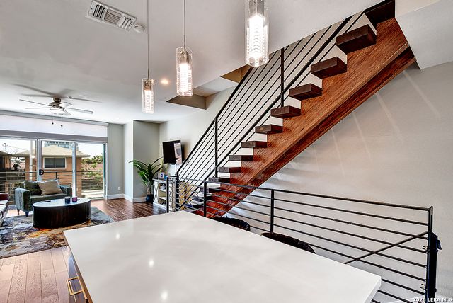 914 E JOSEPHINE ST, San Antonio, TX 78208