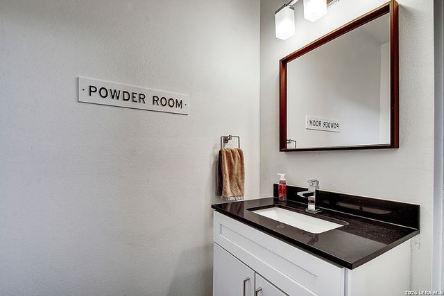 914 E JOSEPHINE ST, San Antonio, TX 78208