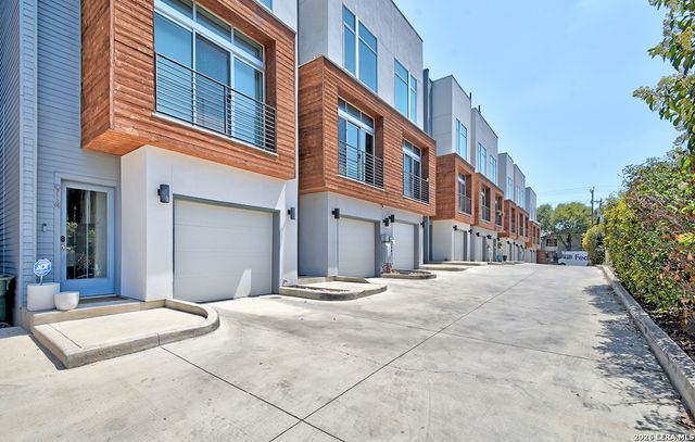 914 E JOSEPHINE ST, San Antonio, TX 78208