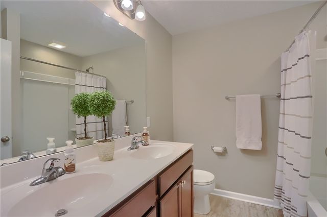 2035 Sir Patrick Drive, Cecil, PA 15057