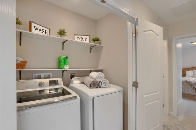 2035 Sir Patrick Drive, Cecil, PA 15057