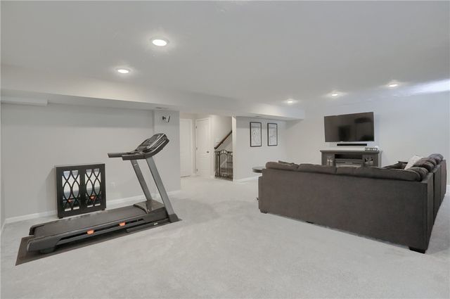 2035 Sir Patrick Drive, Cecil, PA 15057