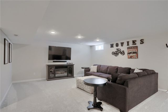 2035 Sir Patrick Drive, Cecil, PA 15057