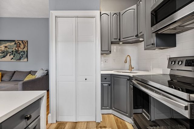 516 Shawmut Ave 2, Boston, MA 02118