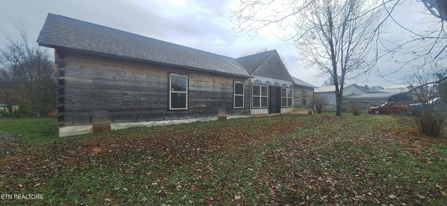 580 Meadow View Lane, Madisonville, TN 37354