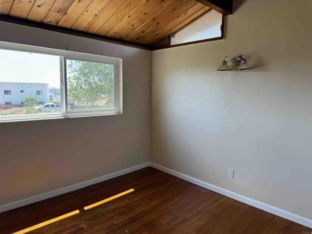 1002-04 Hanover Street, San Diego, CA 92114