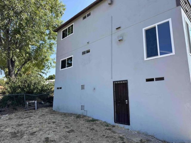 1002-04 Hanover Street, San Diego, CA 92114