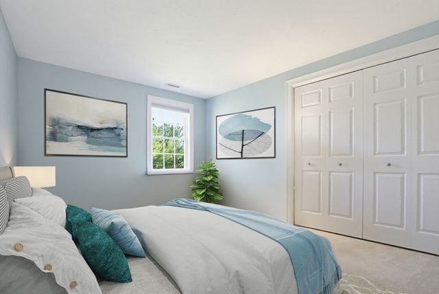 17 Stoneybrook Rd, Grafton, MA 01536