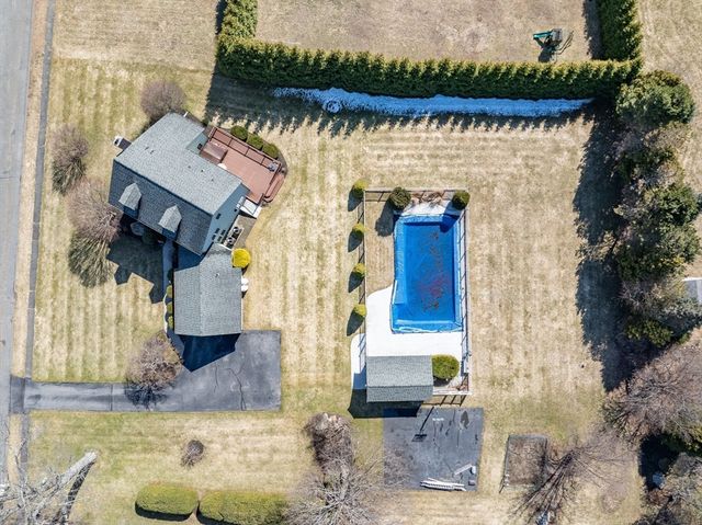 17 Stoneybrook Rd, Grafton, MA 01536