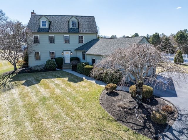 17 Stoneybrook Rd, Grafton, MA 01536