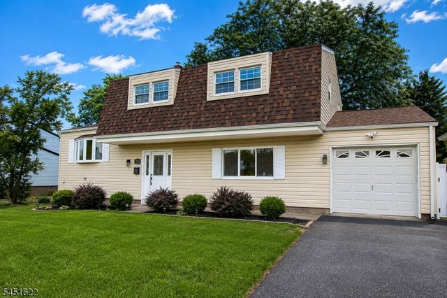 13 Patton Dr, Franklin Twp., NJ 08873