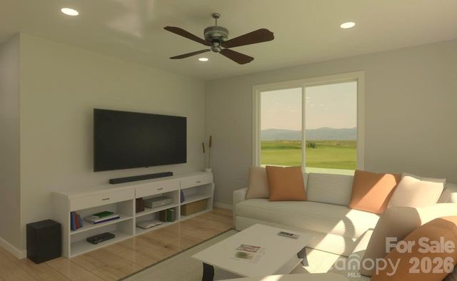 1905 9th Street SE, Hickory, NC 28602