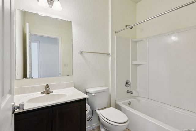 3628 Lazy Diamond, Selma, TX 78154