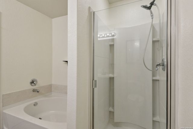 3628 Lazy Diamond, Selma, TX 78154