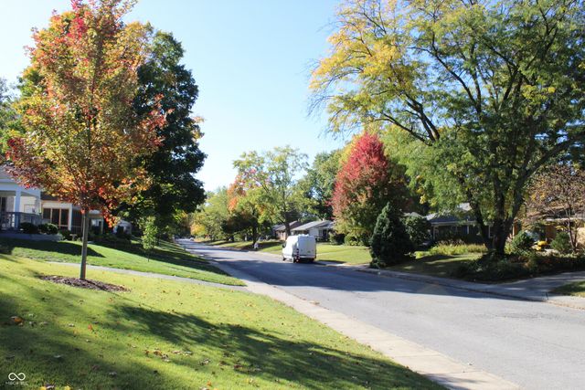 5657 Primrose Avenue, Indianapolis, IN 46220