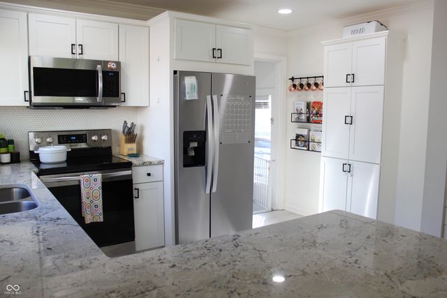 5657 Primrose Avenue, Indianapolis, IN 46220
