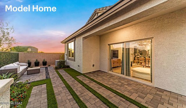 10448 W Thetford Lane, Marana, AZ 85653