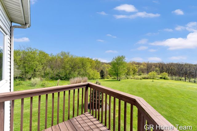 3400 4 Mile Court NE, Ada, MI 49301