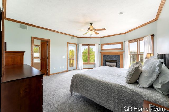 3400 4 Mile Court NE, Ada, MI 49301