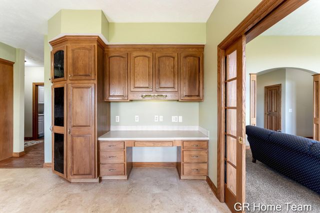 3400 4 Mile Court NE, Ada, MI 49301