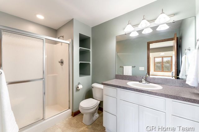 3400 4 Mile Court NE, Ada, MI 49301