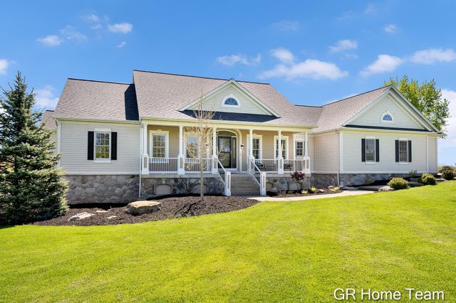 3400 4 Mile Court NE, Ada, MI 49301