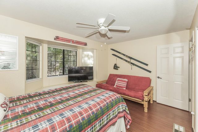 41190 Heartwood Lane, Shaver Lake, CA 93664