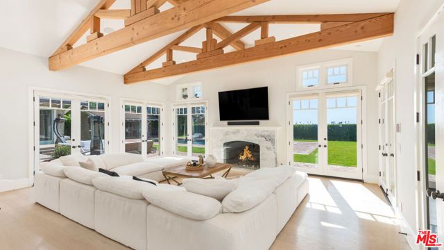 6815 Dume Drive, Malibu, CA 90265