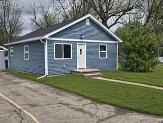 3315 Brookfield Avenue, Kalamazoo, MI 49048