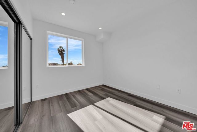 667 N Wilton Place 307, Los Angeles, CA 90004