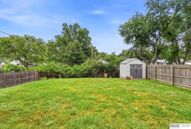 3305 S 126th Street, Omaha, NE 68144