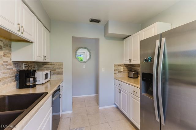 36 Temple CT, Lehigh Acres, FL 33936