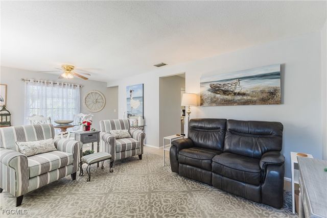 36 Temple CT, Lehigh Acres, FL 33936