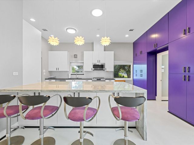 5603 Grape Street, Houston, TX 77096