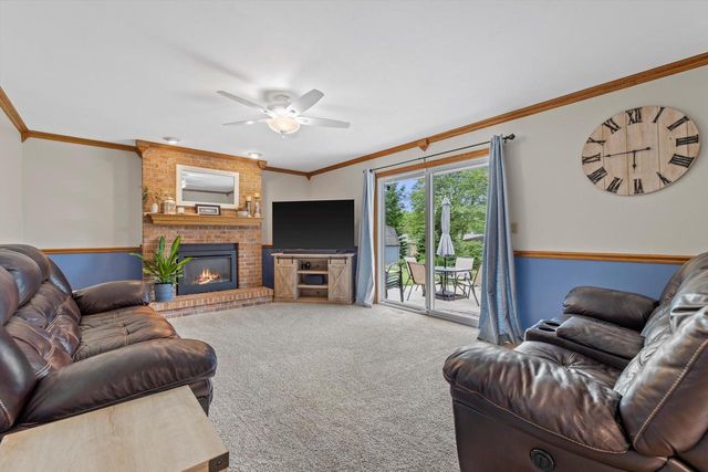 W163N10515 Ridgeview LANE, Germantown, WI 53022