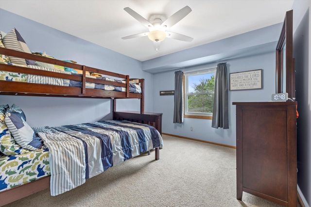 W163N10515 Ridgeview LANE, Germantown, WI 53022