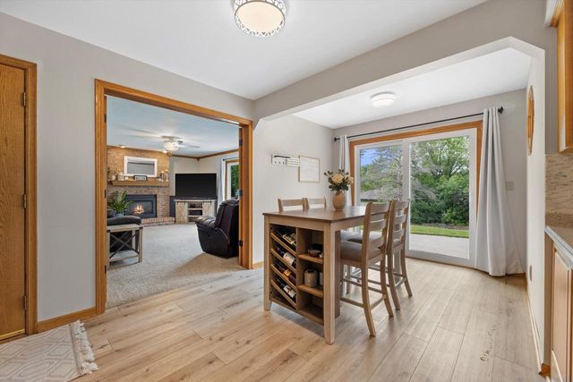 W163N10515 Ridgeview LANE, Germantown, WI 53022