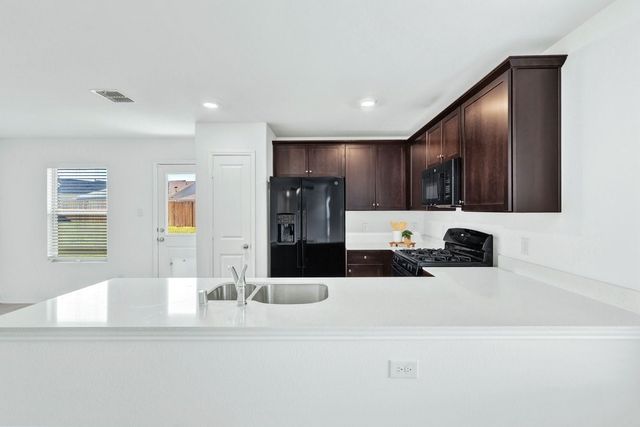 8637 Mount Evans Court, Fort Worth, TX 76123