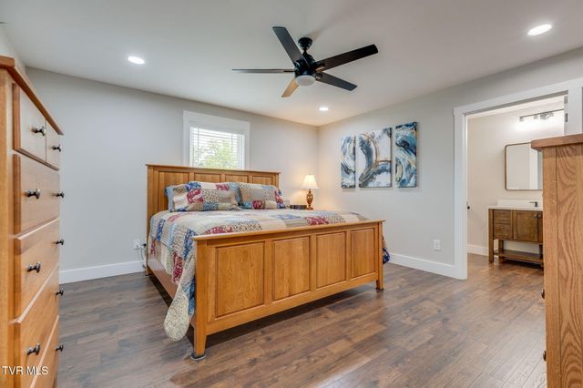 1110 Grove Street, Elizabethton, TN 37643