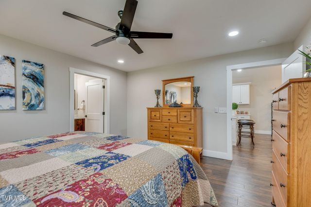 1110 Grove Street, Elizabethton, TN 37643