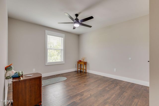 1110 Grove Street, Elizabethton, TN 37643