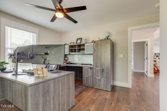 1110 Grove Street, Elizabethton, TN 37643