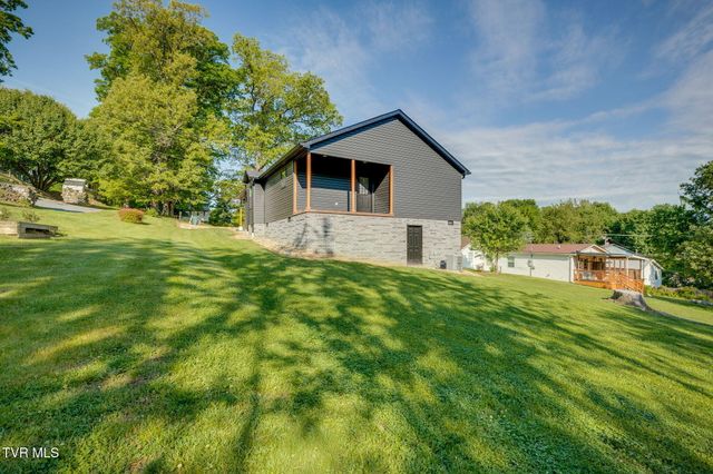 1110 Grove Street, Elizabethton, TN 37643