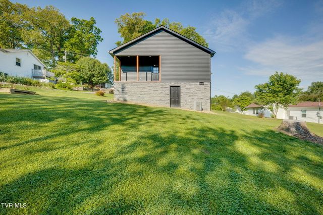 1110 Grove Street, Elizabethton, TN 37643