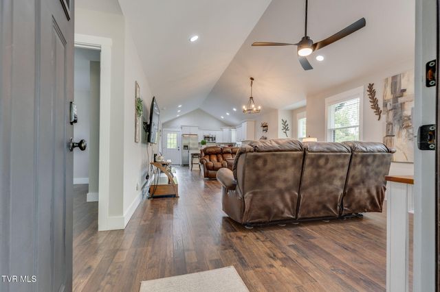 1110 Grove Street, Elizabethton, TN 37643