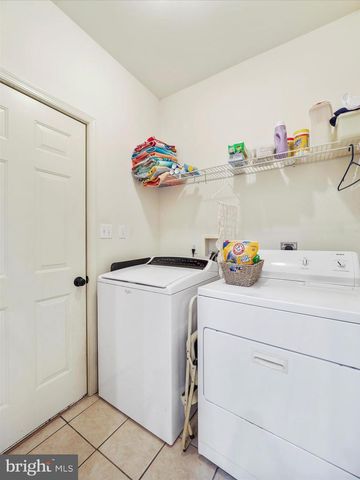 947 QUAIL RUN DRIVE DR, Waynesboro, PA 17268